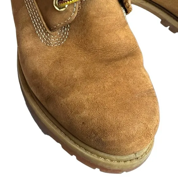 Timberland 6 Inch Premium Waterproof Boots in Wheat Suede Women’s Size 9​​​​