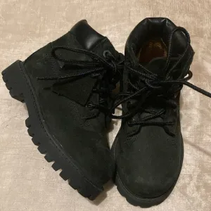 Timberland 6” Premium Black Boots 12807 Toddler 6M