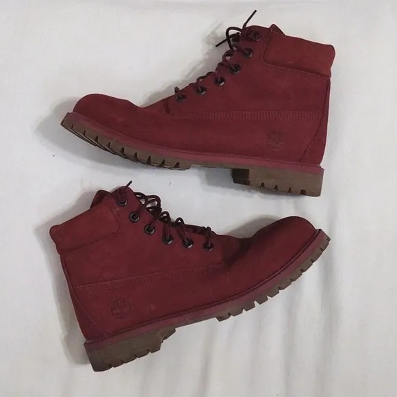 Timberland Cap Toe Grunge Nubuck Waterproof Lug Sole Boots Men's 7, Women's 8.5