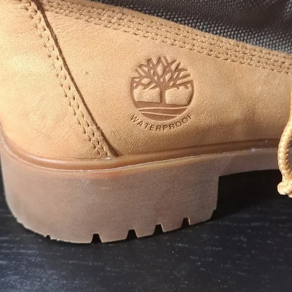 Timberland Leather Boots Waterproof women's size 8