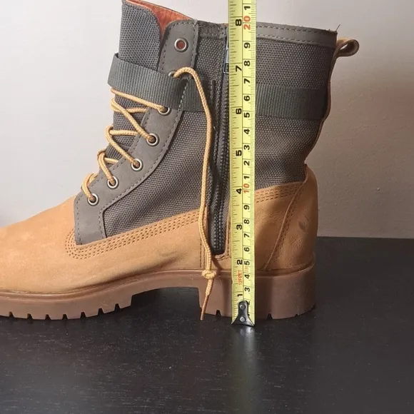 Timberland Leather Boots Waterproof women's size 8