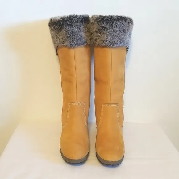 Timberland Wedge Suede Fur Boots Size 6.5