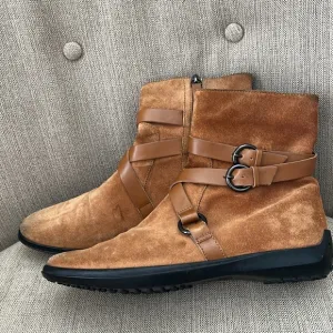 Tod's Ascot boots Double Leather Strap Tan Suede Bootie