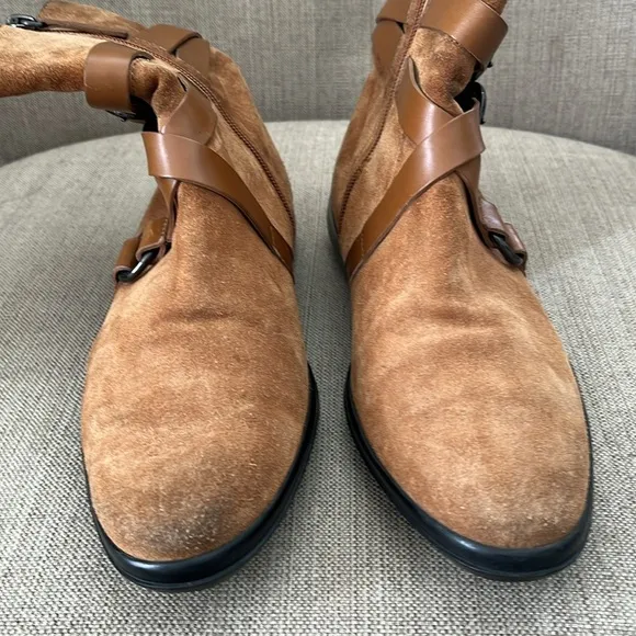 Tod's Ascot boots Double Leather Strap Tan Suede Bootie