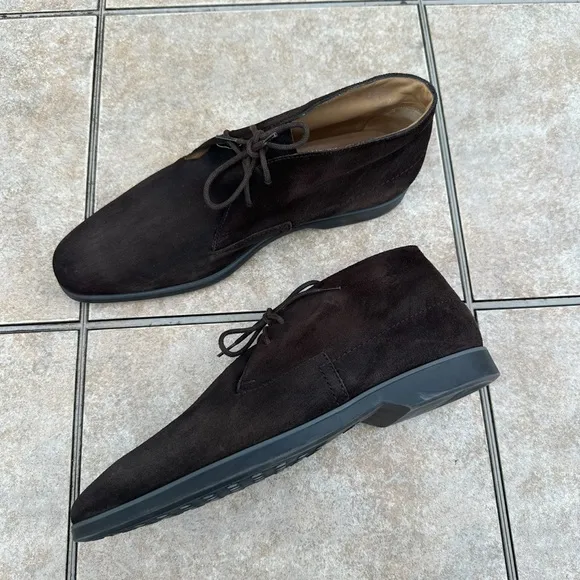 Tod’s Brown Suede Chukka Boots