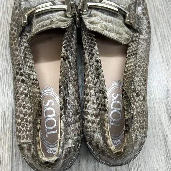 Tod’s Double T Croc-Embossed Leather Loafers