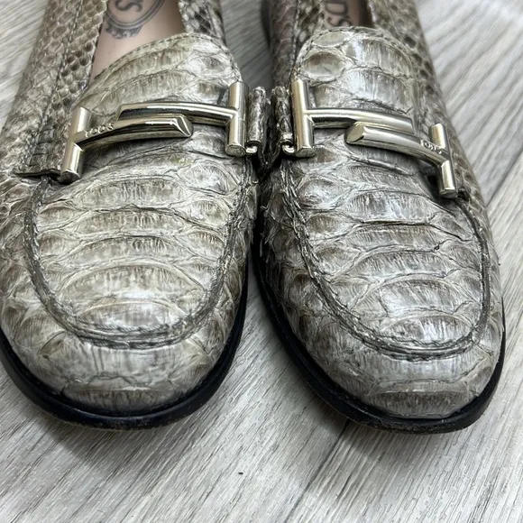 Tod’s Double T Croc-Embossed Leather Loafers