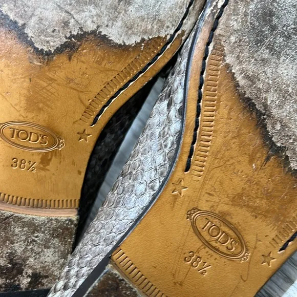 Tod’s Double T Croc-Embossed Leather Loafers