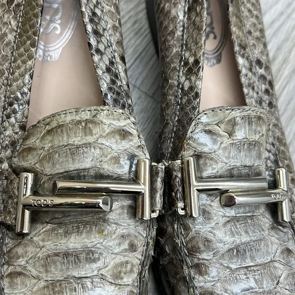 Tod’s Double T Croc-Embossed Leather Loafers