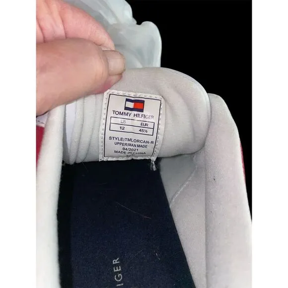 Tommy Hilfiger Men's 12/US White With Red‎ Design Style: TMLORCAN R