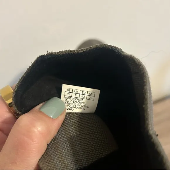 Toms Esme Tarmac Olive Suede Boots size 10