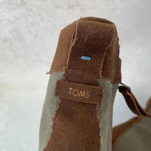 Toms Nolita Brown Suede Olive Green Canvas Hot Pink Lace Up Lug Soles Boots