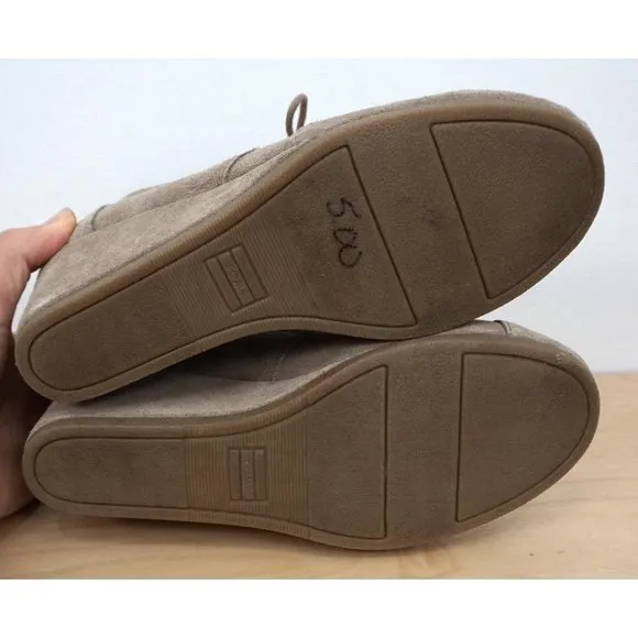 TOMS Womens Suede Leather Beige Tan Wedge High Heels Bootie Ankle Boots Size 8.5