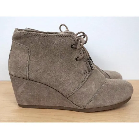 TOMS Womens Suede Leather Beige Tan Wedge High Heels Bootie Ankle Boots Size 8.5