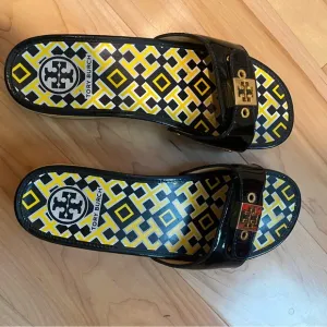 Tory Burch Black Patent Wooden Sandals Size 8