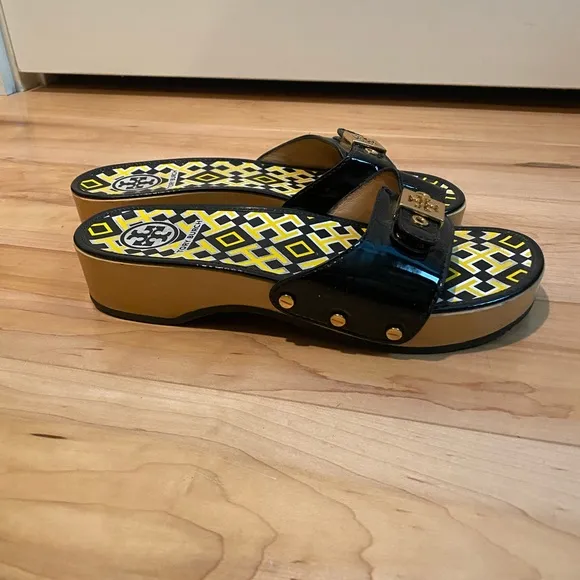 Tory Burch Black Patent Wooden Sandals Size 8