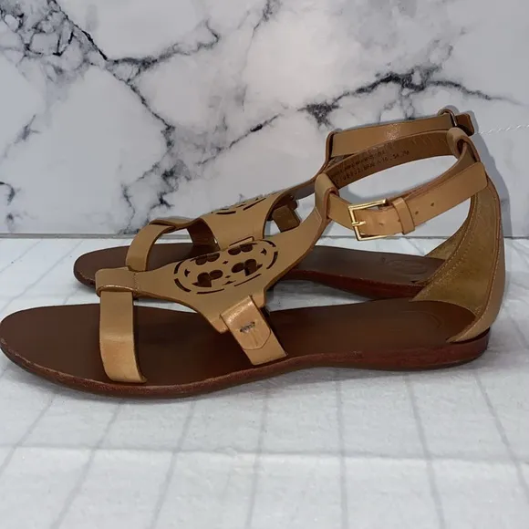 TORY BURCH Claire Capri Logo THONG Wedge LEATHER Sandals 7 Tan Fabulous Brown