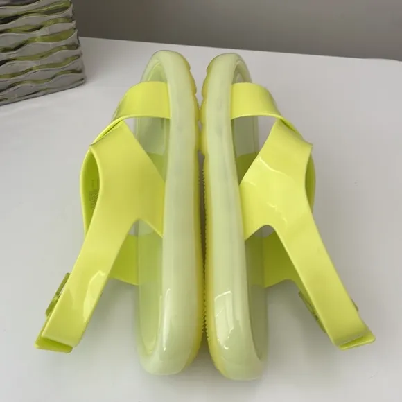 Tory Burch Criss Cross Bubble Jelly Sandals Lime Sherbert size 8