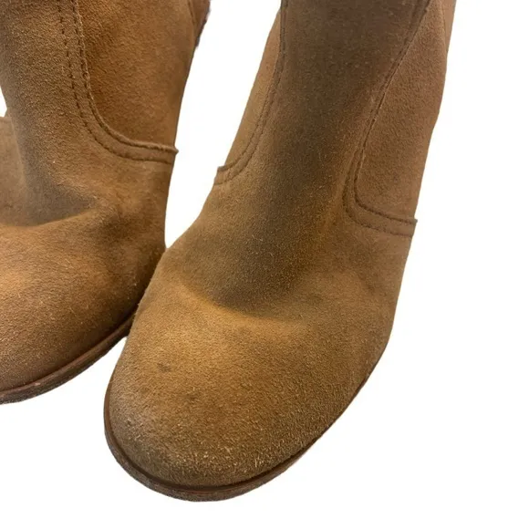 TORY BURCH Kira Size 6.5 Heeled Ankle Boots Tan Suede