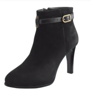 TORY BURCH Patricia Black suede 3inch booties with gold tory logo size 7.5