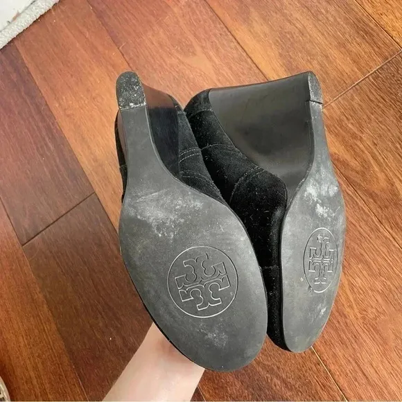 Tory Burch Suede Ankle Boots Wedge Heel Black Leather Gold Buckle Womens 9