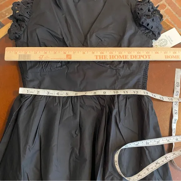 Tuckernuck HYACINTH HOUSE Black Eyelet Marshall Midi Dress size xs NWT LBD Prep