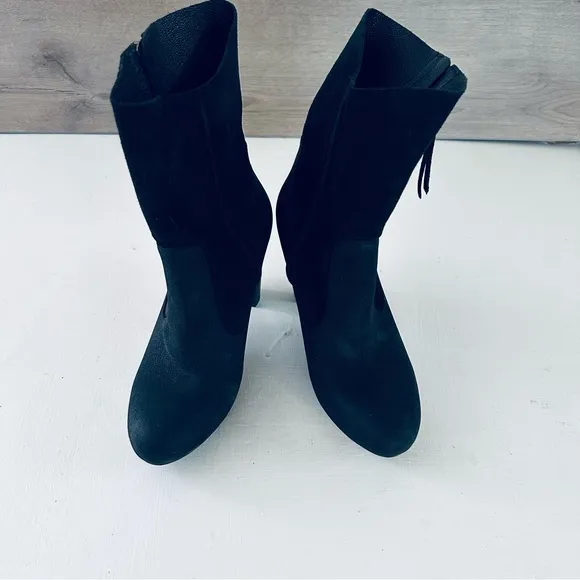 UGG Athena Black High Heel Suede Boots Shearling Footbed Women's Size 7