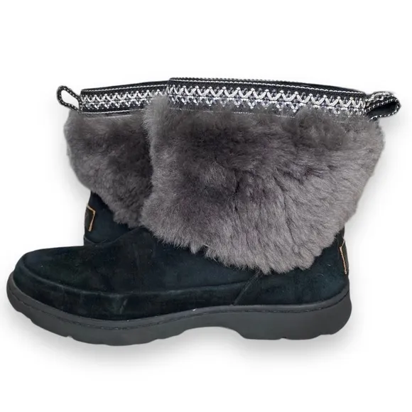 UGG Australia Black Classic Brie Sheepskin Suede Boots Womens Size 8