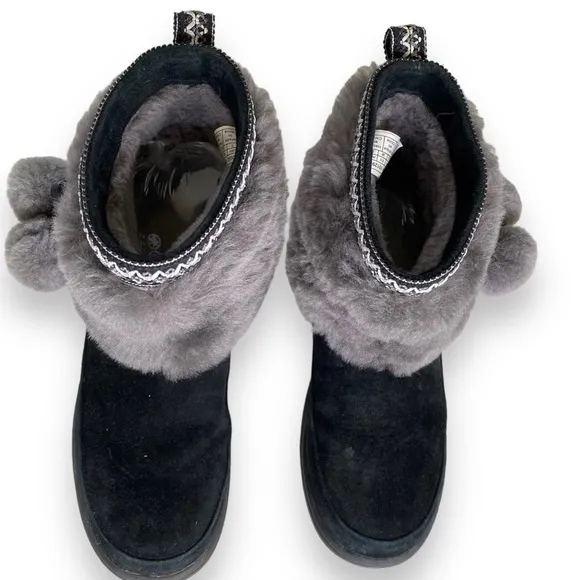 UGG Australia Black Classic Brie Sheepskin Suede Boots Womens Size 8