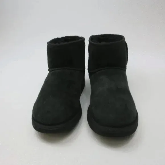 UGG Australia Classic Mini Black Boot 5854 Insulated 6