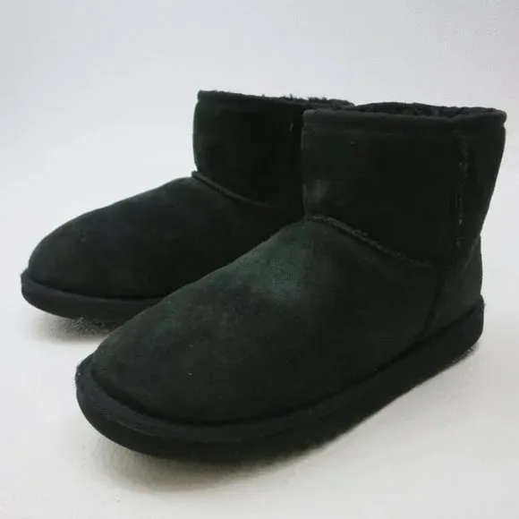 UGG Australia Classic Mini Black Boot 5854 Insulated 6