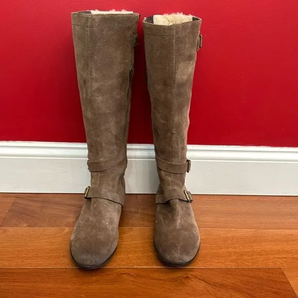 UGG Australia Cydnee Tall Riding Boots Womens Brown Suede Leather size 11 Eur 42
