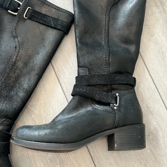 Ugg Australia Darcie black leather and suede riding boots size 5.5