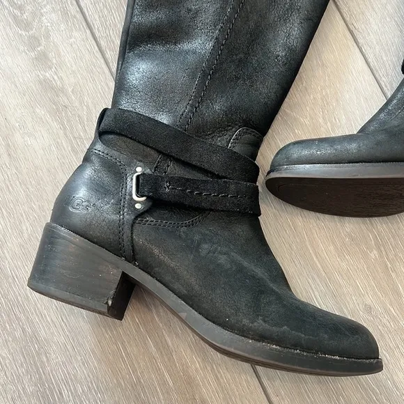 Ugg Australia Darcie black leather and suede riding boots size 5.5