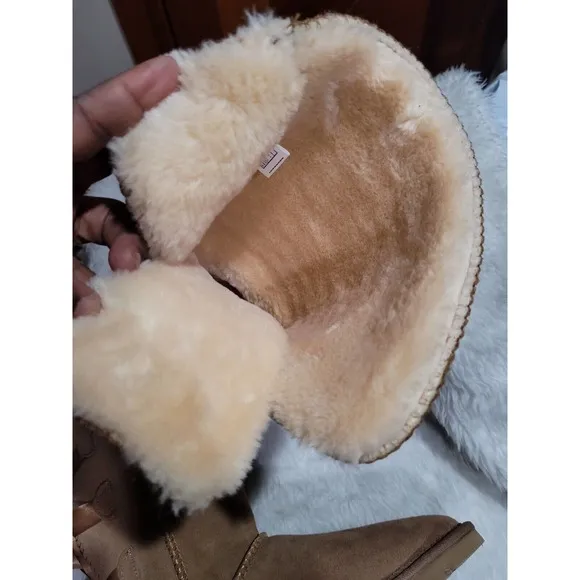 UGG Australia Girls Brown Faux Fur Boots With Ribbons F19010D sz 12