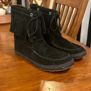 Ugg Australia Kaysa suede black boots new Women’s size 6