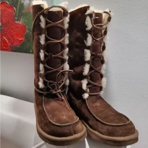 UGG Australia Uptown Lace-Up Tall Boots Size 7