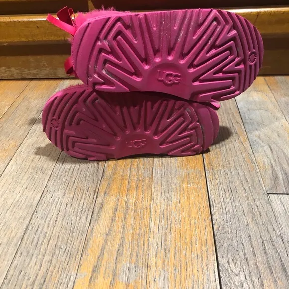 UGG Bailey Bow ll