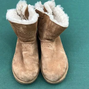 UGG Boots Womens Dae Sunshine Bailey Bow Ankle High Fur Brown size 6
