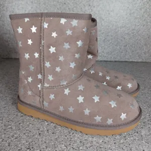 UGG Classic Boots Star Print Girls Size 4 Youth Shoes