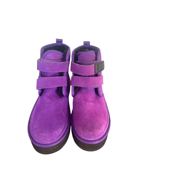 UGG Girls Neumel Platform Suede Ankle Boots Size 6