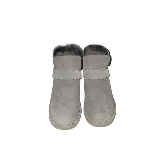 UGG Gray McKay Ankle Boots, Women's size 7. Excellent condition.
