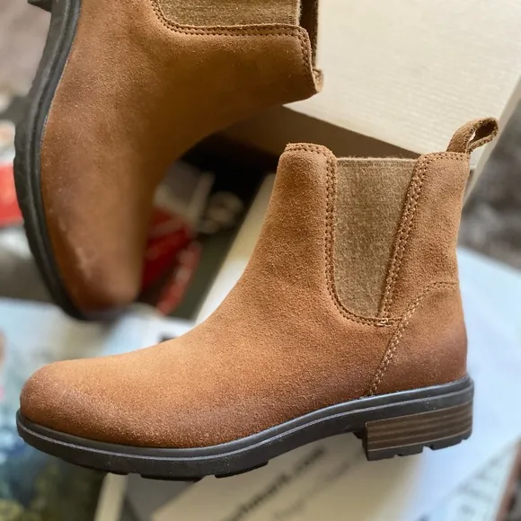 UGG Harrison Chelsea Boot