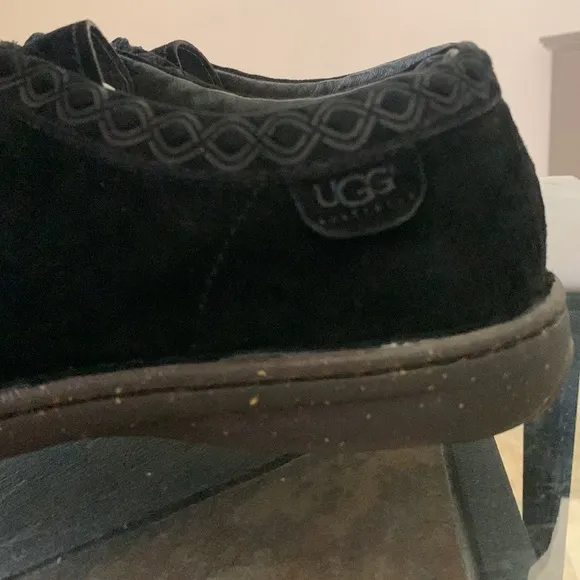 UGG Hermosa Moc Toe Oxford Chukka Boot