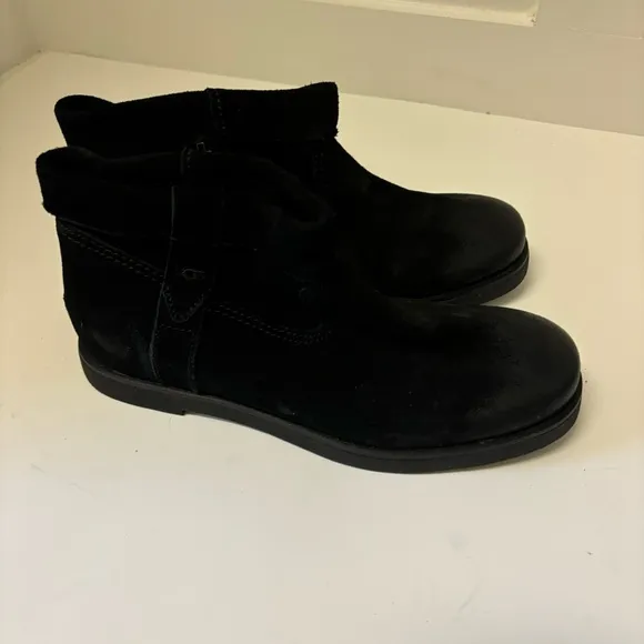 UGG Josefene Cuff Ankle Boots Sz 6