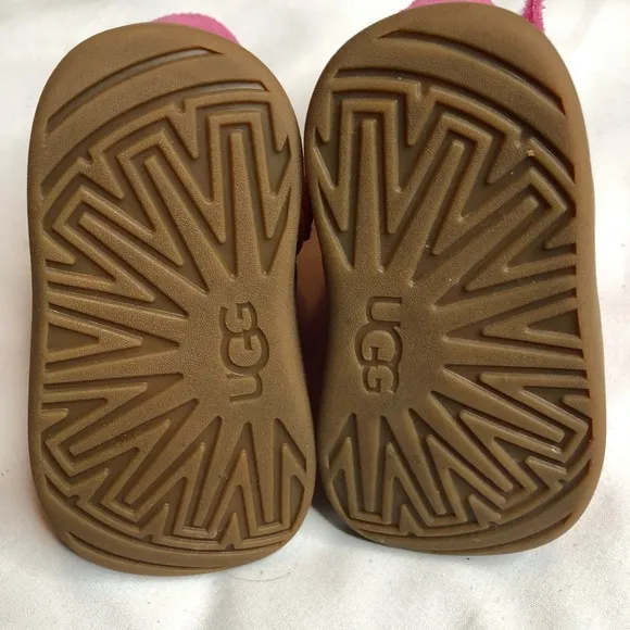 UGG Keelan suede hot pink boots