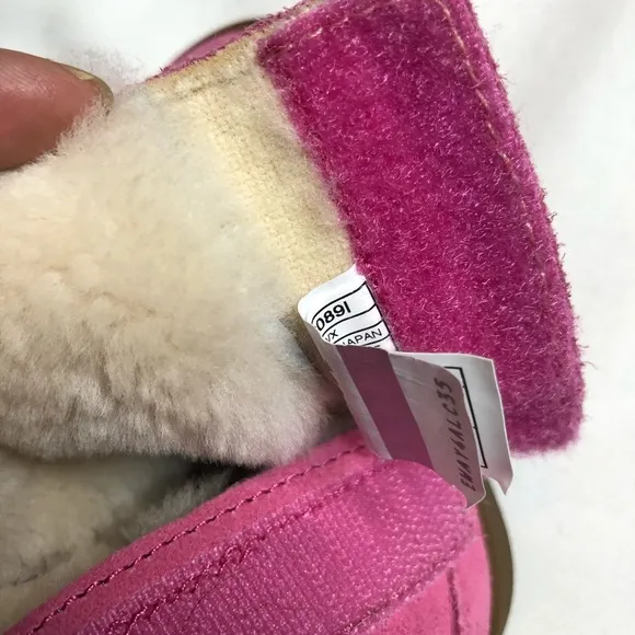 UGG Keelan suede hot pink boots