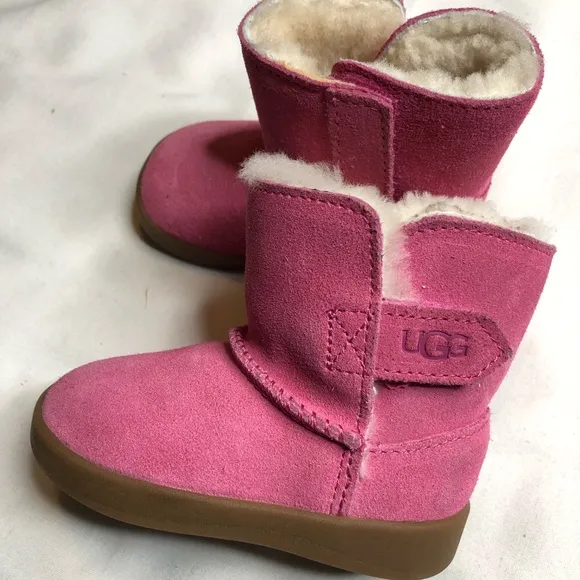 UGG Keelan suede hot pink boots