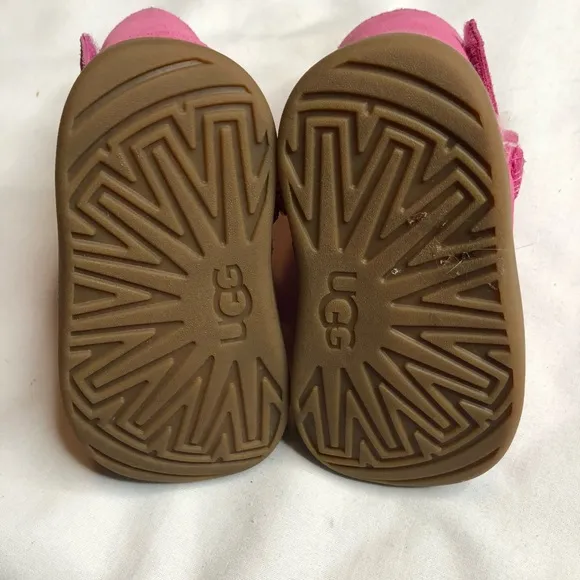 UGG Keelan suede hot pink hard bottoms boots