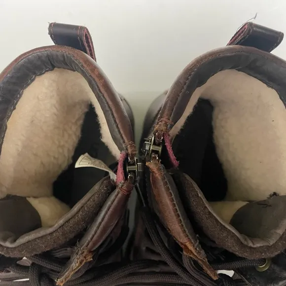 UGG Kesey Brown Leather Waterproof Boots Women’s 8